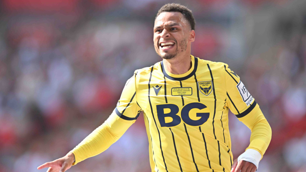 Josh Murphy playing