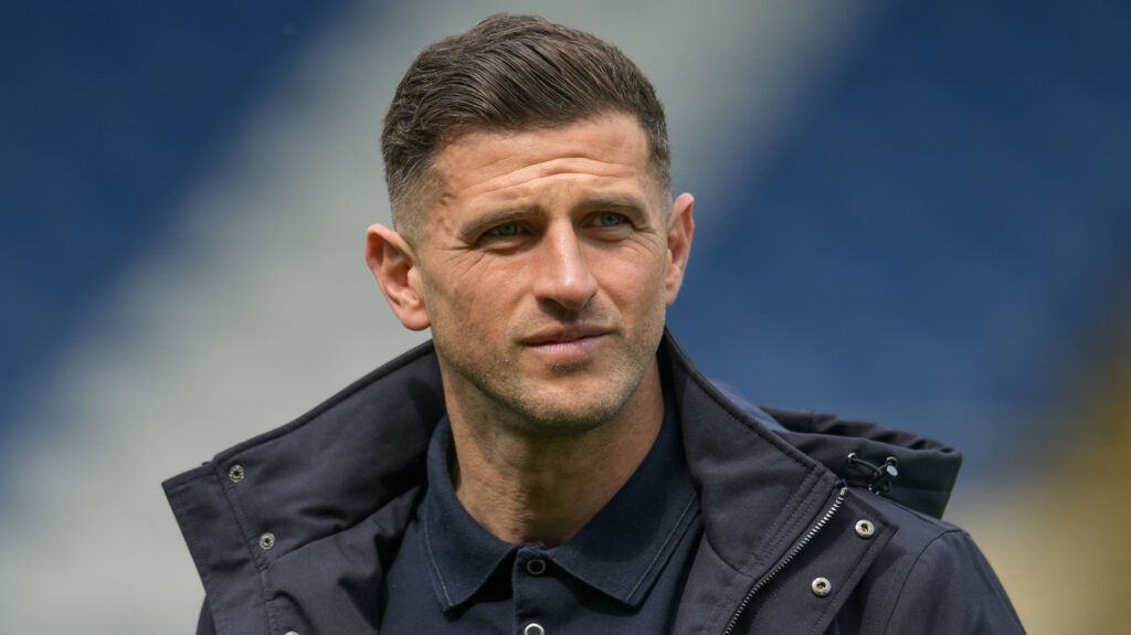 John Mousinho, Portsmouth manager